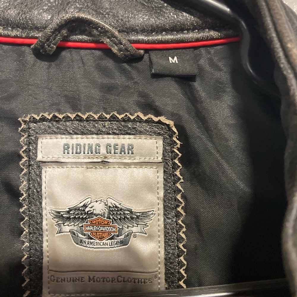 Harley Davidson Leather Jacket Women’s Medium - Picture 4 of 4
